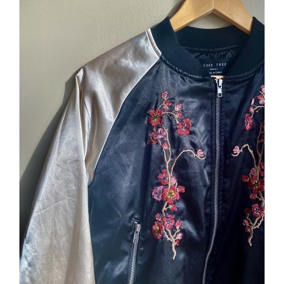 Love Tree Floral Embroidered Bomber Jacket - Picture 4 of 5